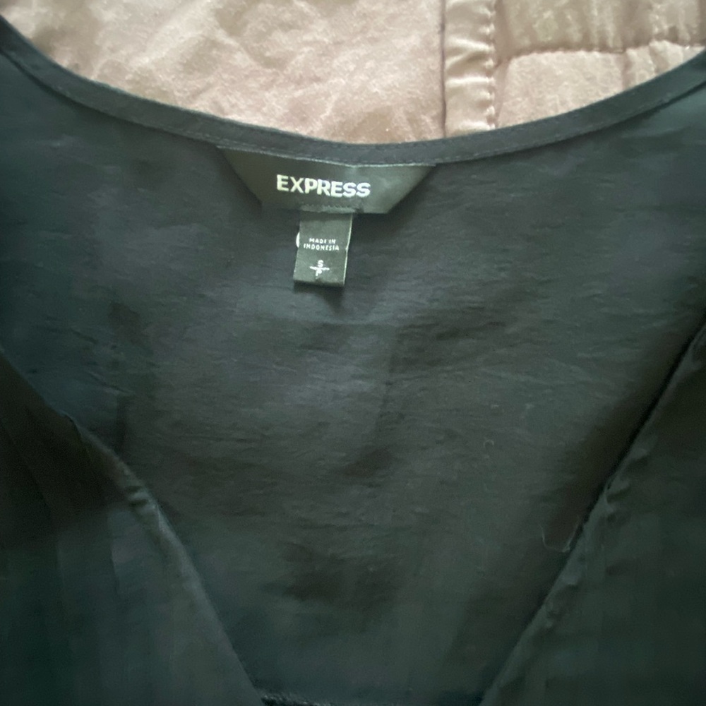 Express Top - Picture 3 of 6